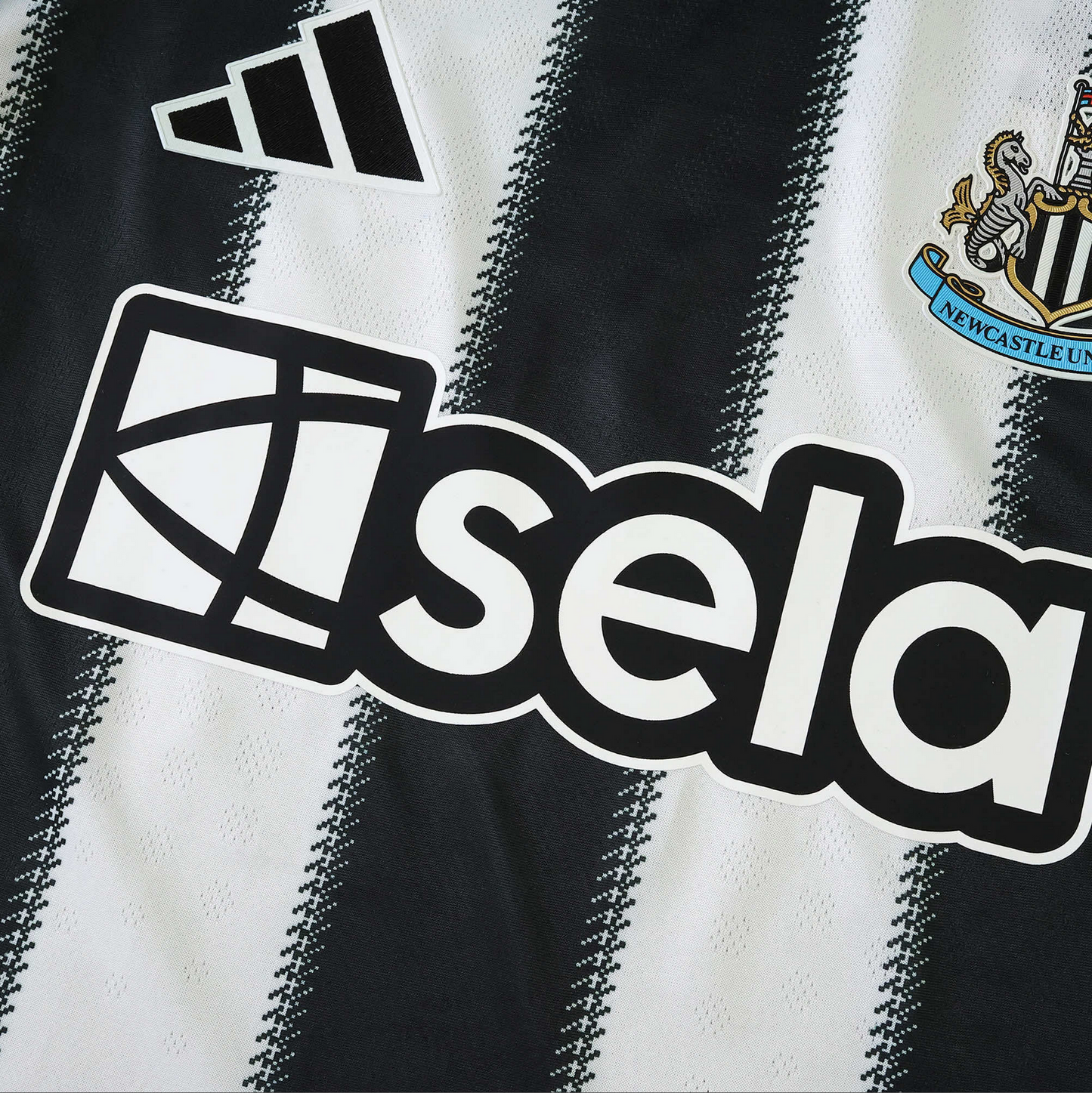 Newcastle Home 25-26